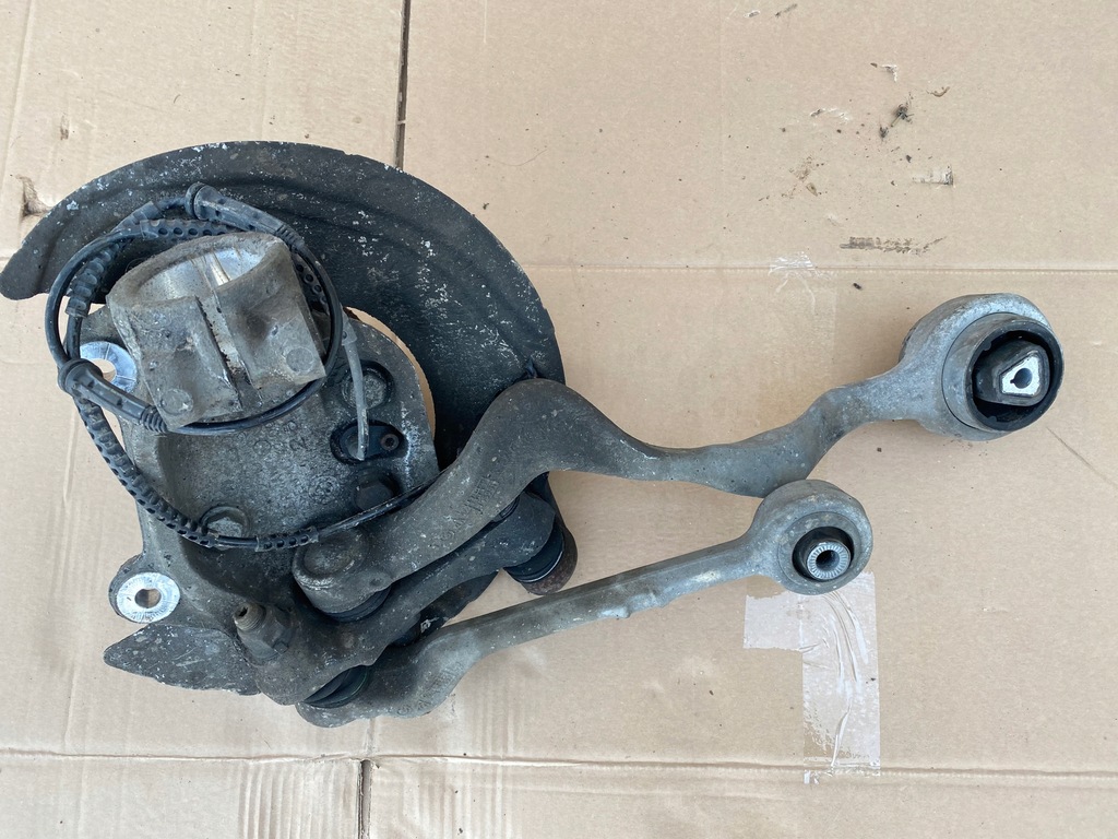 фото №1, Поворотный кулак левая перед рычаги bmw z4 e89