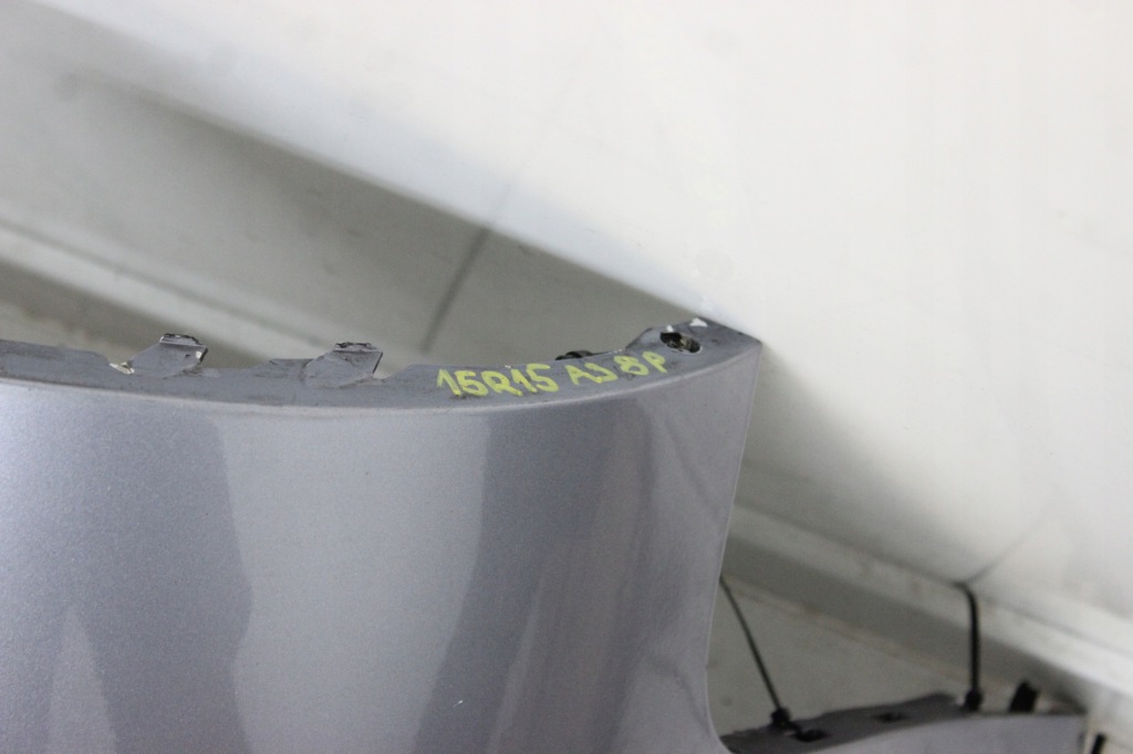 Audi a3 ii 8p 5d s-line бампер задня задній ly7h - код лакофарбового покриття Недорого