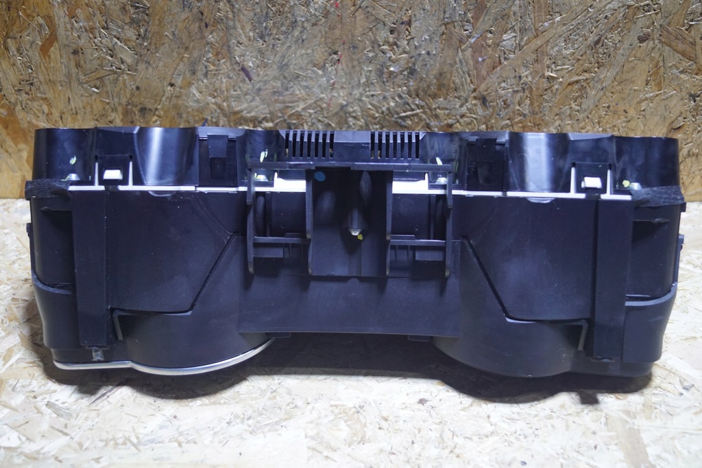 фото №10, Счетчик приборная панель audi a5 8t 8t0920981b