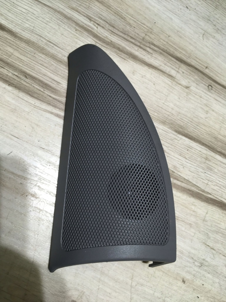 фото №1, Динамік трикутник двері лівий p mercedes w251 r-klasa