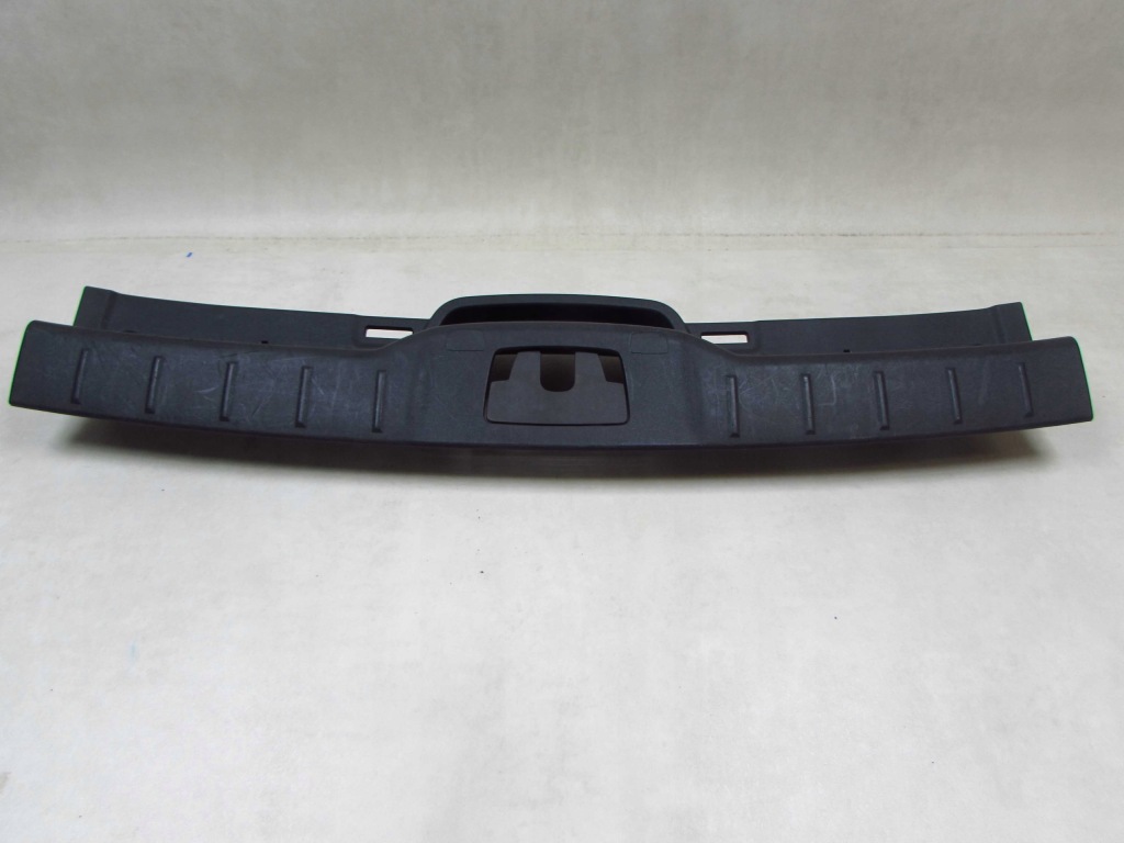 фото №1, Volvo v50 захист поперечина задня поріг багажника 09486875 04-12