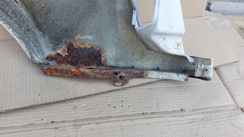 фото №15, Mercedes w124 крыло левый 149