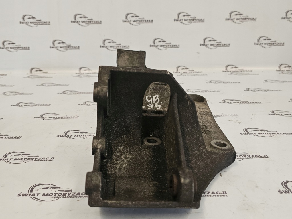 Vw caddy golf 2.0 sdi bst 70km кронштейн генератора 045903143f в Украине