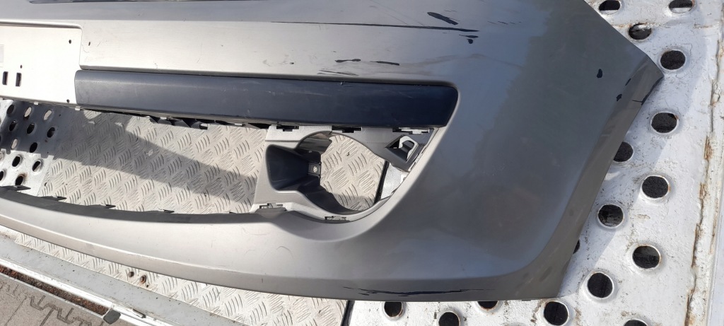 Бампер перед renault clio 3 оригинал Киев