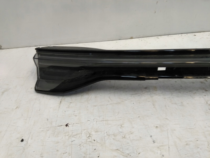 фото №1, Porsche panamera 971 накладка крышки задняя