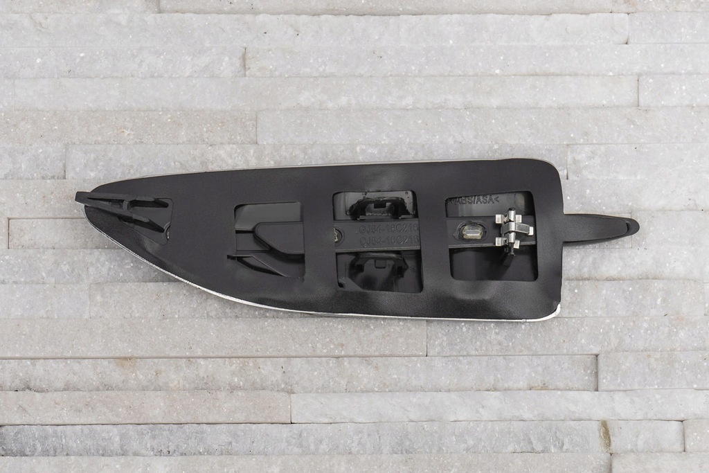 фото №12, Ford escape mk3 iii 2016-2019 решётка крыла правая gj5416c216acw