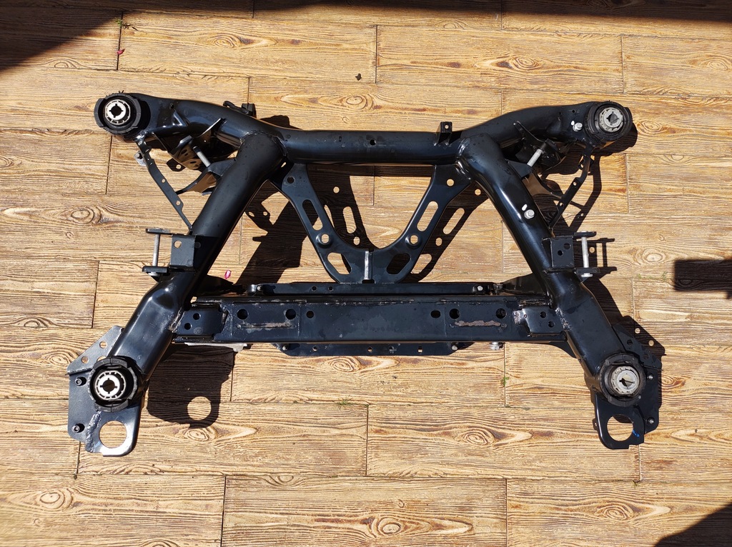 фото №9, Volvo v60 18r- підрамник підрамник задня