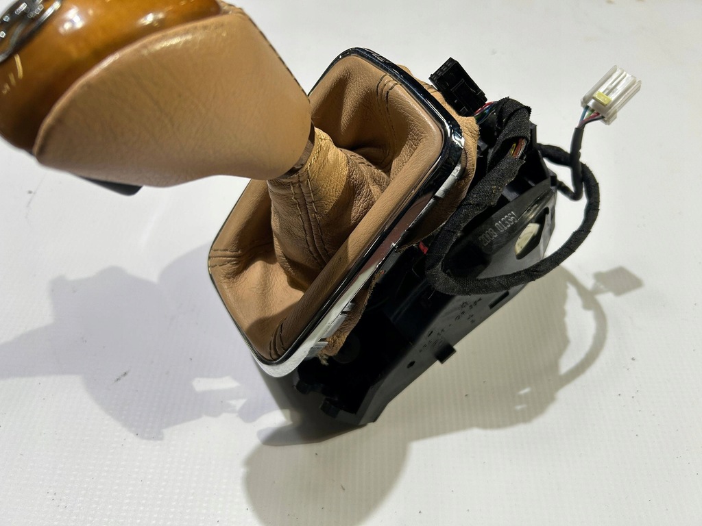 фото №6, Выборщик рычаг переключения передач домкрат maserati granturismo 2008-