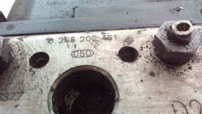 Насос abs mercedes w168 a170 1,7 cdi a0044310912 Ціна