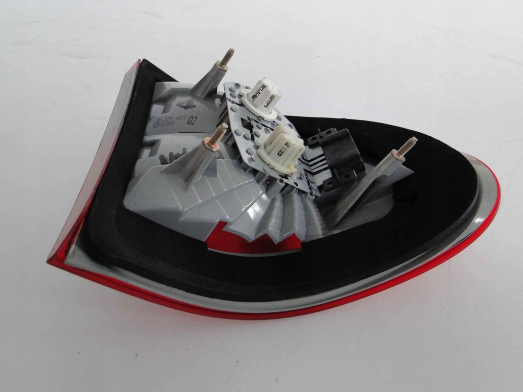 фото №8, Mercedes-benz оригінальний номер a2108206764 лампа задня