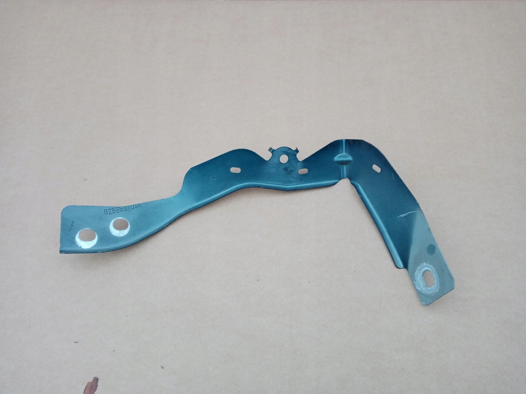 фото №1, Renault captur lift левый кронштейн крыла