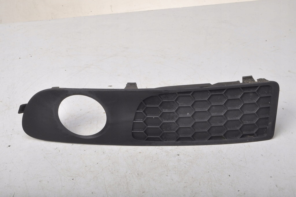 фото №1, Volvo s80 ii рамка решітка протитуманної фари ліва 30655929
