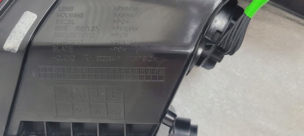 фото №14, Лампа задня задня led права jaguar i-pace x590 2018-