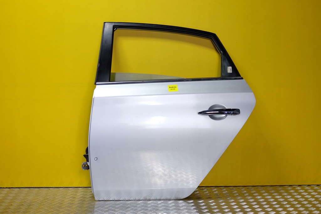 фото №1, Nissan sentra 2013- дверь задняя левая задние kpl