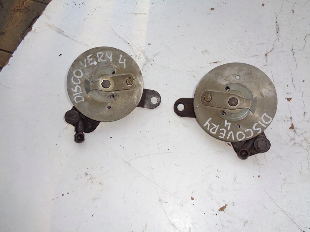 фото №1, Натяжитель тросы крышки правый discovery iv 4