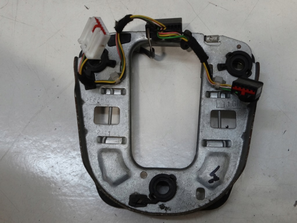 Жгут кронштейн подушка безопасности руля multim. opel astra j iv 306435150-ah Недорого