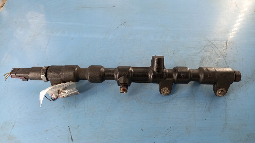 фото №6, Молдинг упорскування ford mondeo mk3 03r 2.0tdci