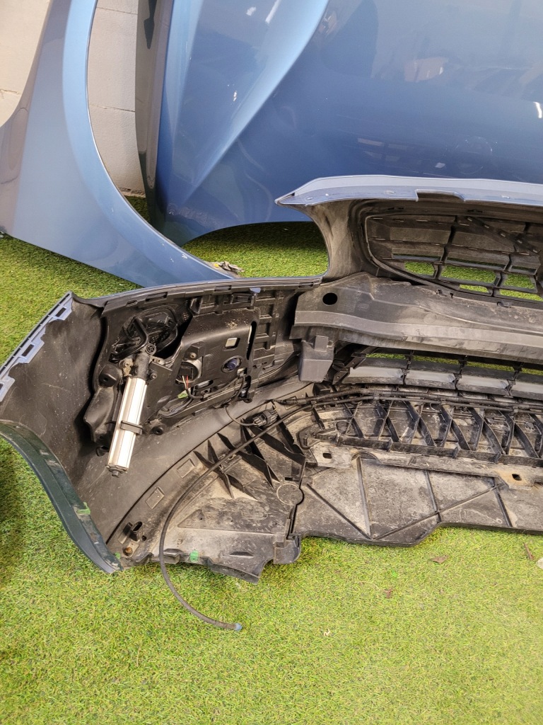 Volvo s60 v60 рестайлинг  капот крышка двигателя комплектная демонтаж 713 в Украине