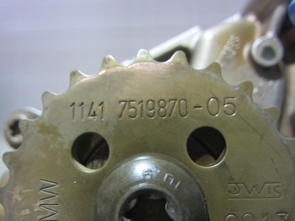 Bmw x5 f15 e70 f01 f10 f25 f30 n55 насос оливи масляна 11417613549 7613549 Доставка