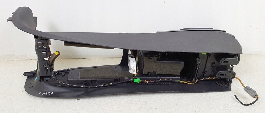 фото №8, Туннель средний подлокотник volvo c70 ii europa