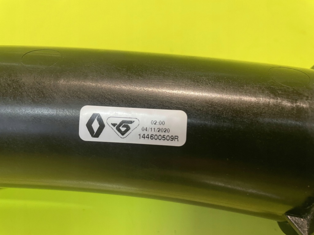 Труба шланг повітря 2.0 dci 144600509r trafic 3 nissan nv300 20r Недорого