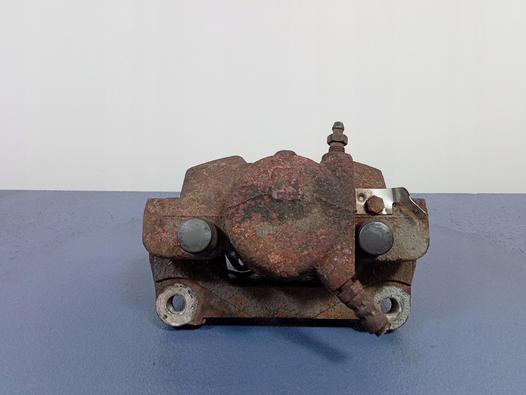 фото №3, Alfa romeo 159 1.9 jtd суппорт перед правый