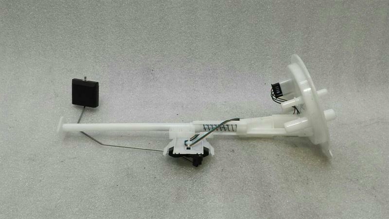 Купити Porsche 911 r 991 fuel transmitter unit 99120142101 sender level датчик