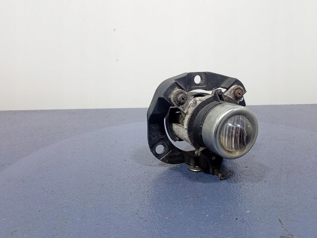 Купить Alfa romeo giulietta противотуманная фара правый 50521332