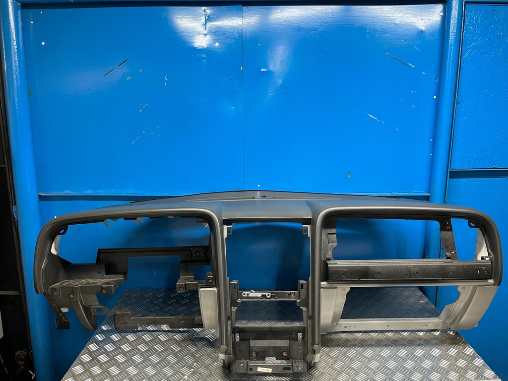 фото №1, Lincoln navigator ii 03- приборная панель консоль приборная панель