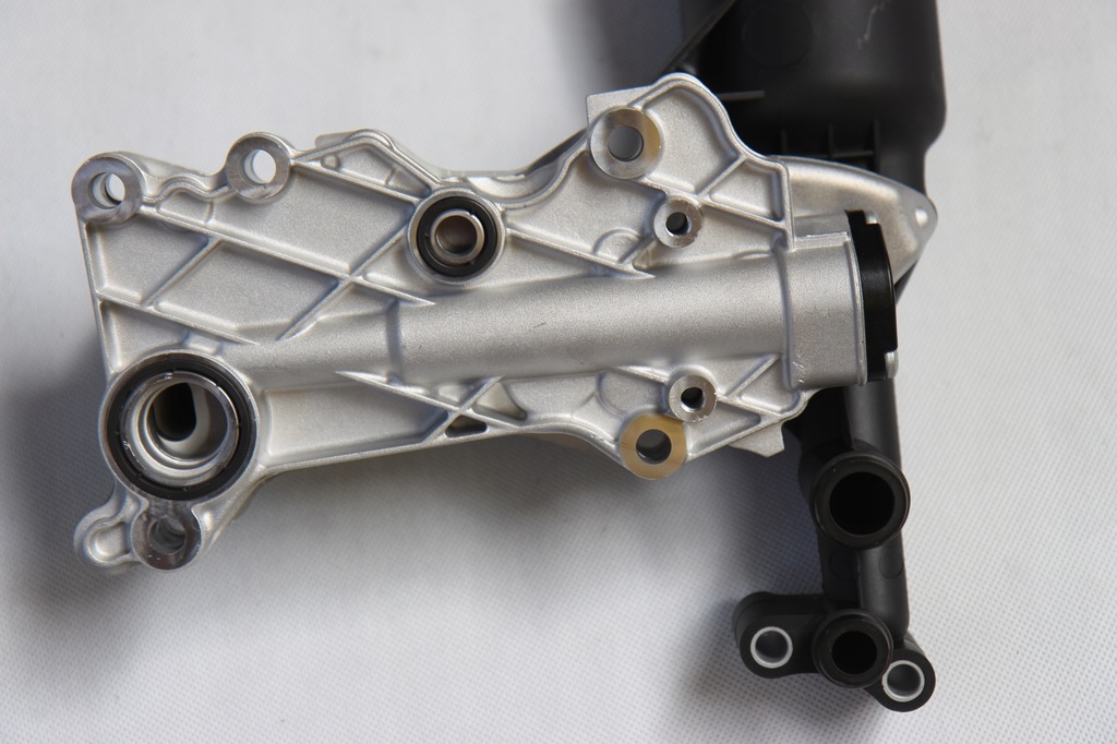 фото №12, Радиатор масла радиатор корпус фильтра a6511801310 jeep patriot m74 17-