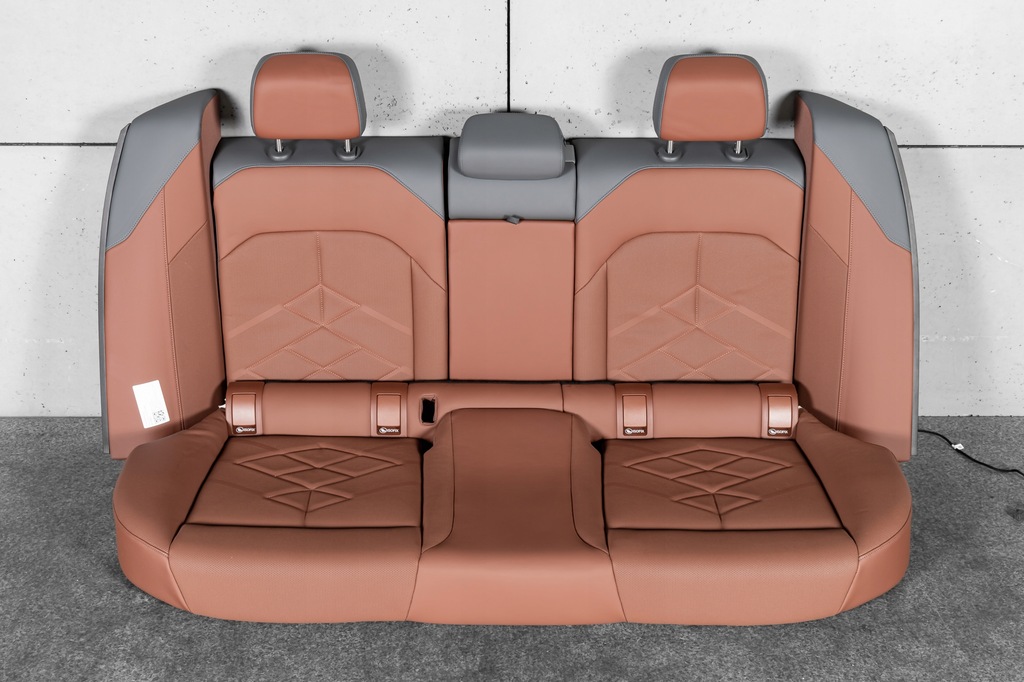 фото №10, Bmw 5 g60 сиденья сиденье салон середина individual atlasgrau b&w