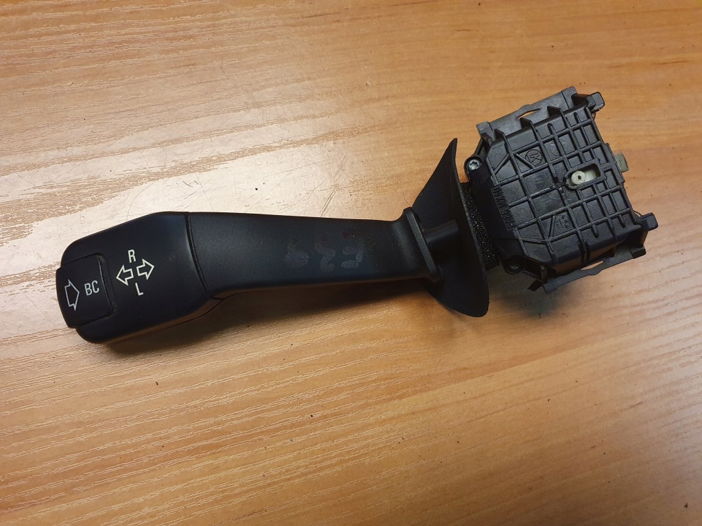 фото №1, Bmw e39 e46 рычаг переключатель поворотник 8352172