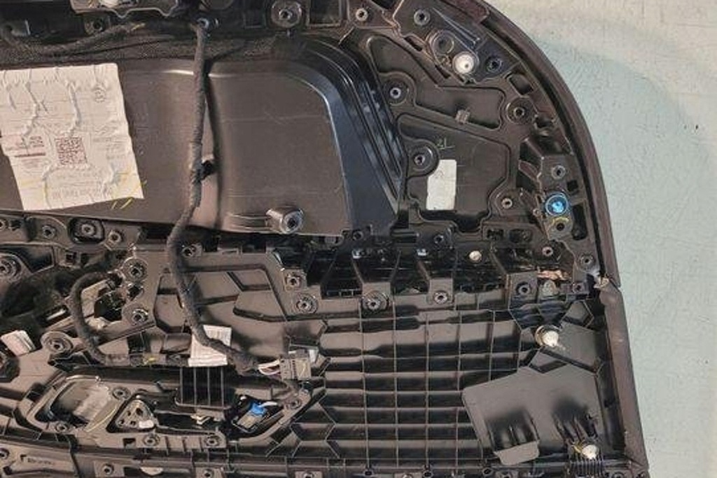 фото №10, Обшивка передних правых дверь bmw 3 g20, g28 3602353 3.0l бензиновый 285kw