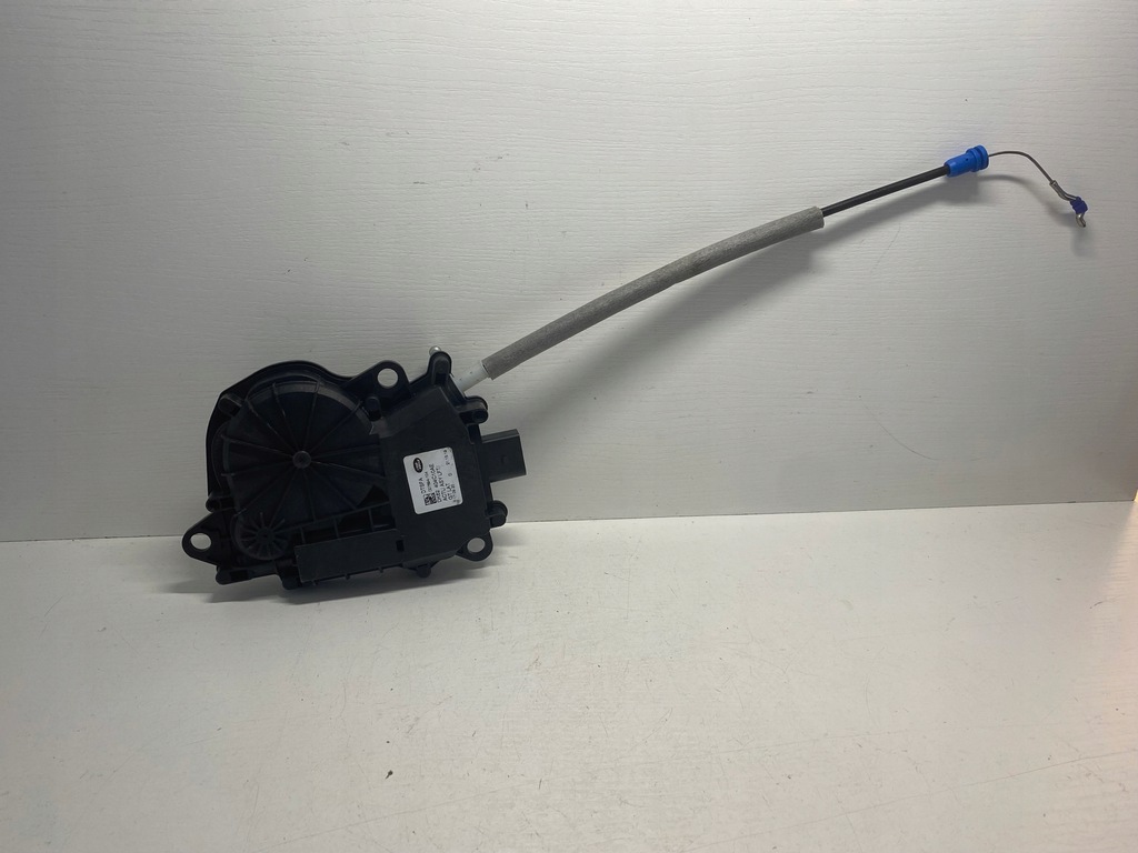 фото №1, Discovery sport l550 доводчик замка кришки багажника dk62404c10ae