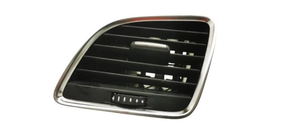 фото №1, Audi q3 8u решітка обдув ліва 8u1820901c europa 13 r