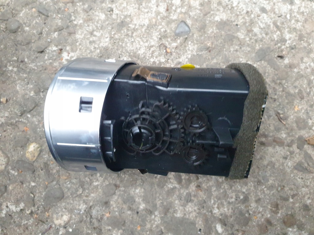 фото №5, Решётка впуск воздуха seat exeo 2008- 3r0820902