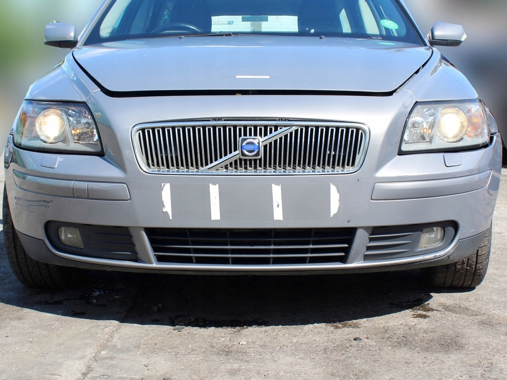 фото №1, Бампер перед передний volvo s40 ii v50 462-00