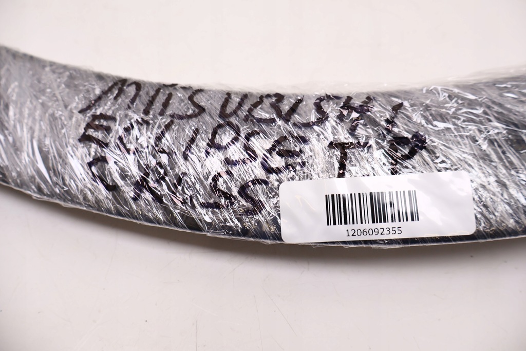 фото №15, Mitsubishi eclipse cross молдинг крыла правая задняя 7400a512