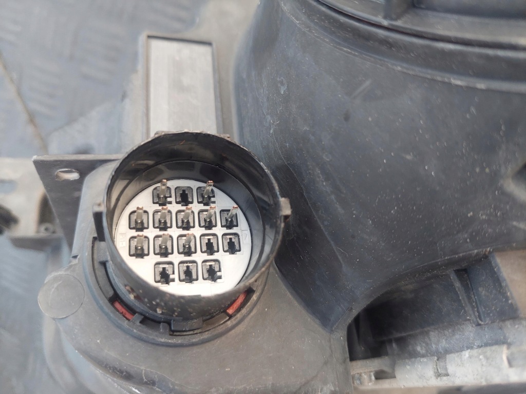 фото №13, Лампа перед передняя правая ксенон uk gx63-13w029-dd jaguar xf ii x260