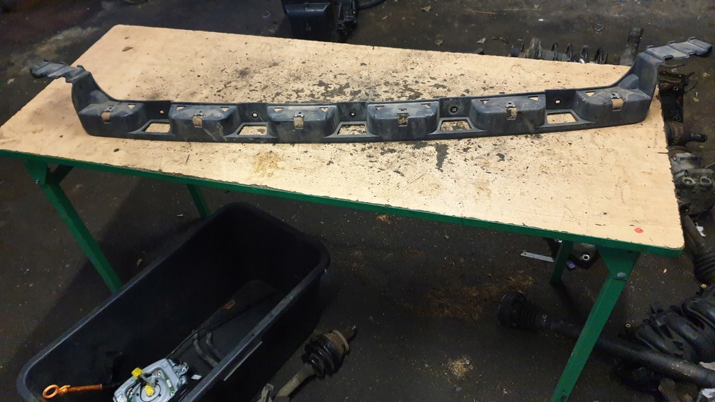 фото №1, Audi a2 напрямна задня задній середній