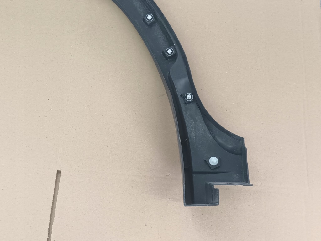 фото №11, Молдинг задняя левая toyota corolla cross задняя левый