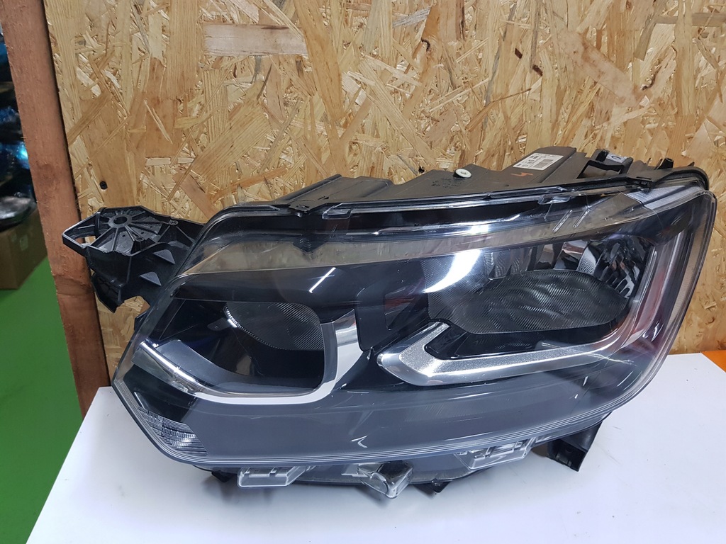 фото №1, Лампа ліва лівий перед передня toyota proace city