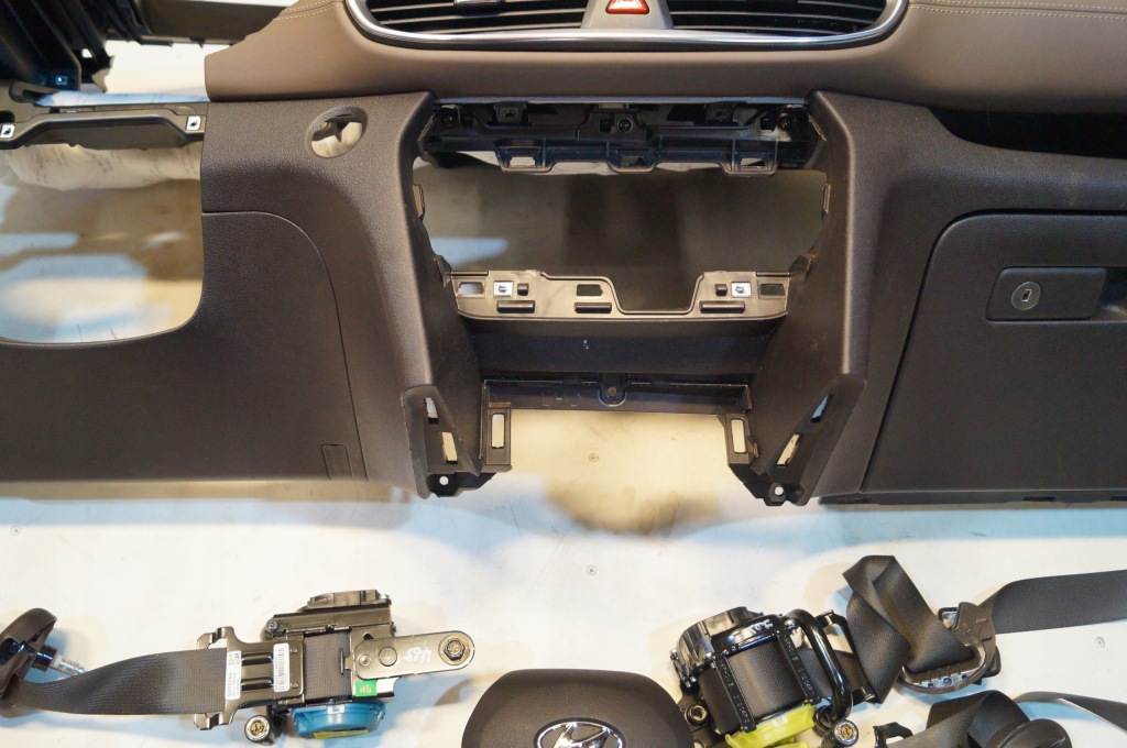 фото №6, Santa fe iv 19- приборная панель консоль pas подушка безопасности kpl.