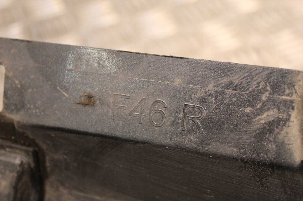 фото №9, Bmw f46 захист молдинг поріг права 7318852