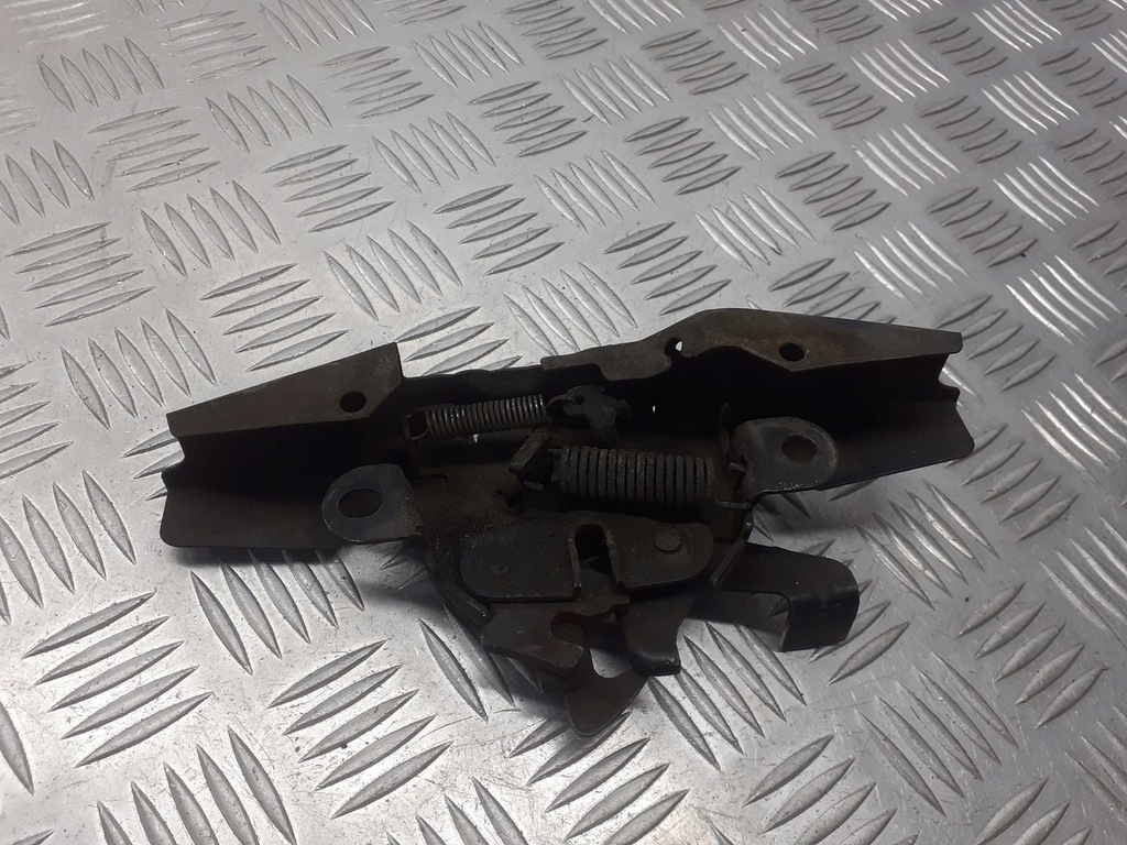 фото №1, Замок передней капот toyota corolla verso ii 2.2 d4d