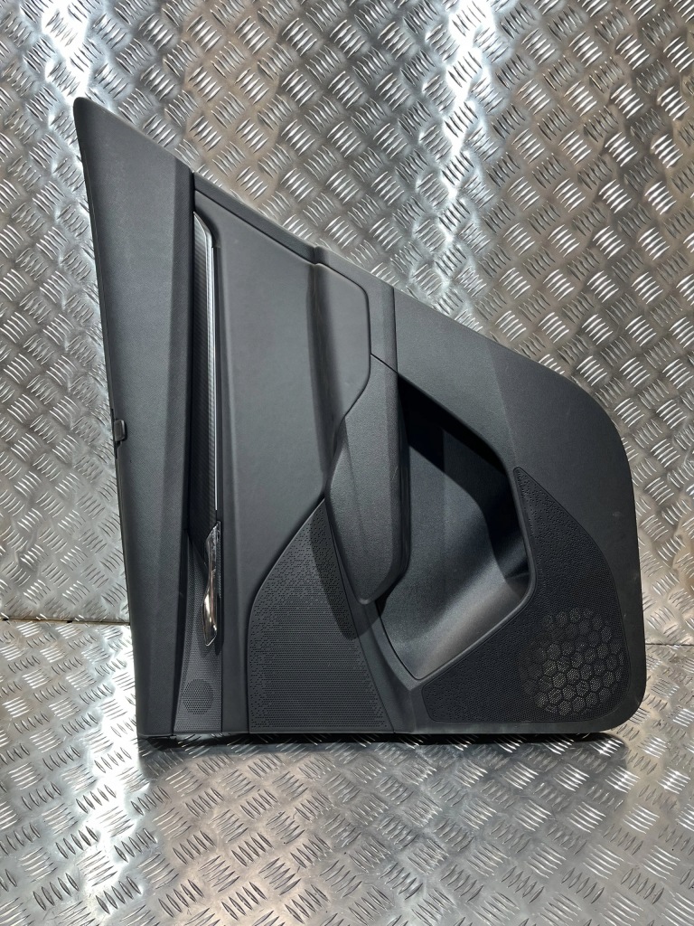 фото №1, Обшивка дверь задняя правый skoda enyaq lf9r