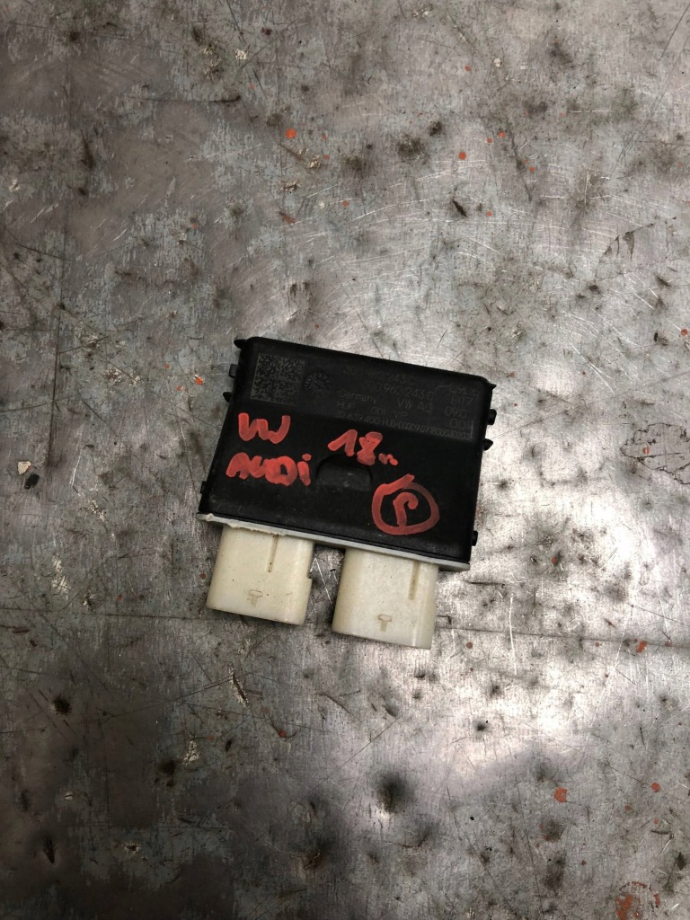 фото №1, Модуль блок керування кришки багажника vw 3g0962243c