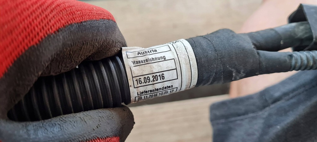 фото №11, S4 b9 8w шланг аккумулятор стартер жгут 3.0 tfsi 8w0971228al s5 8w