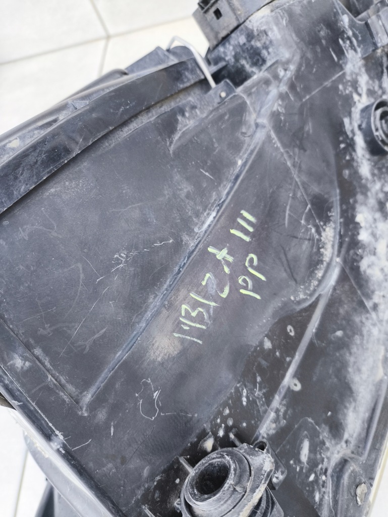 Купить Лампа правая передняя seat ibiza 3 cordoba 6l1941006m ?