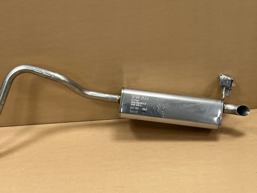 фото №1, Audi a1 82a выхлоп гаситель 2q0253611s